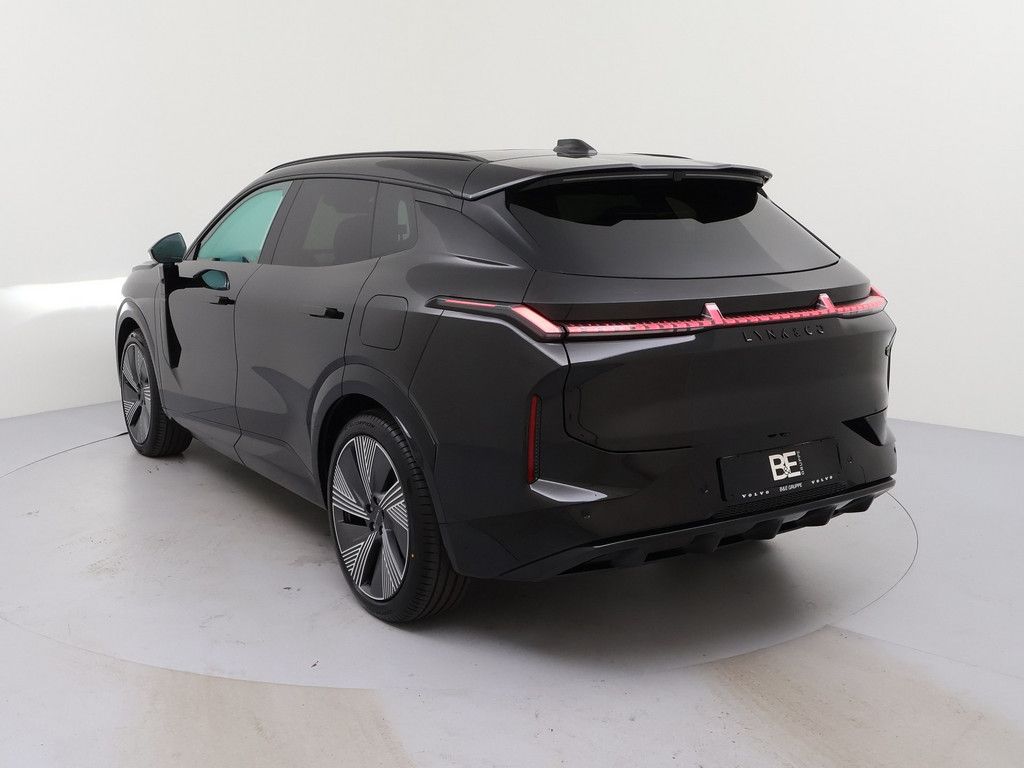 Lynk & Co 08