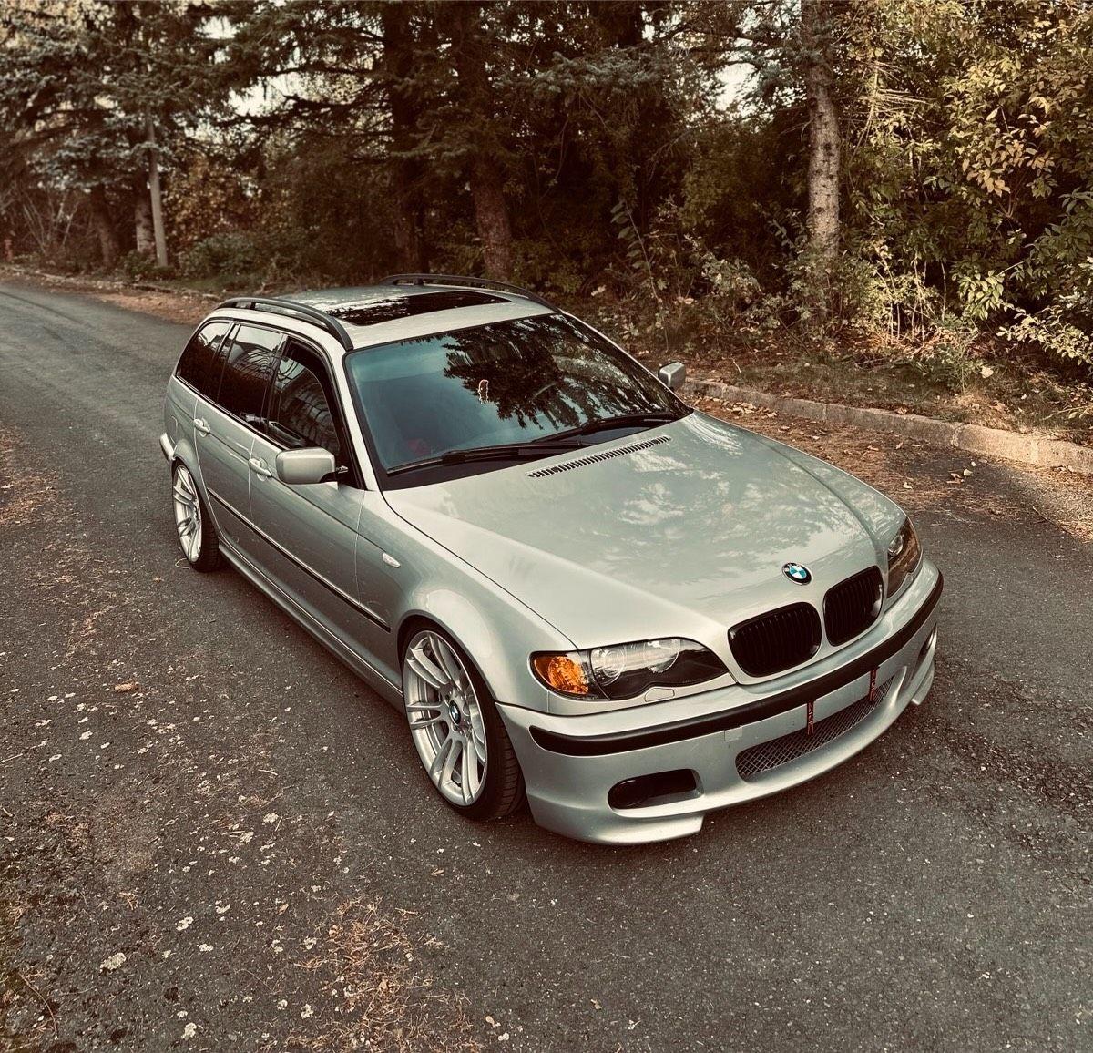 BMW 330