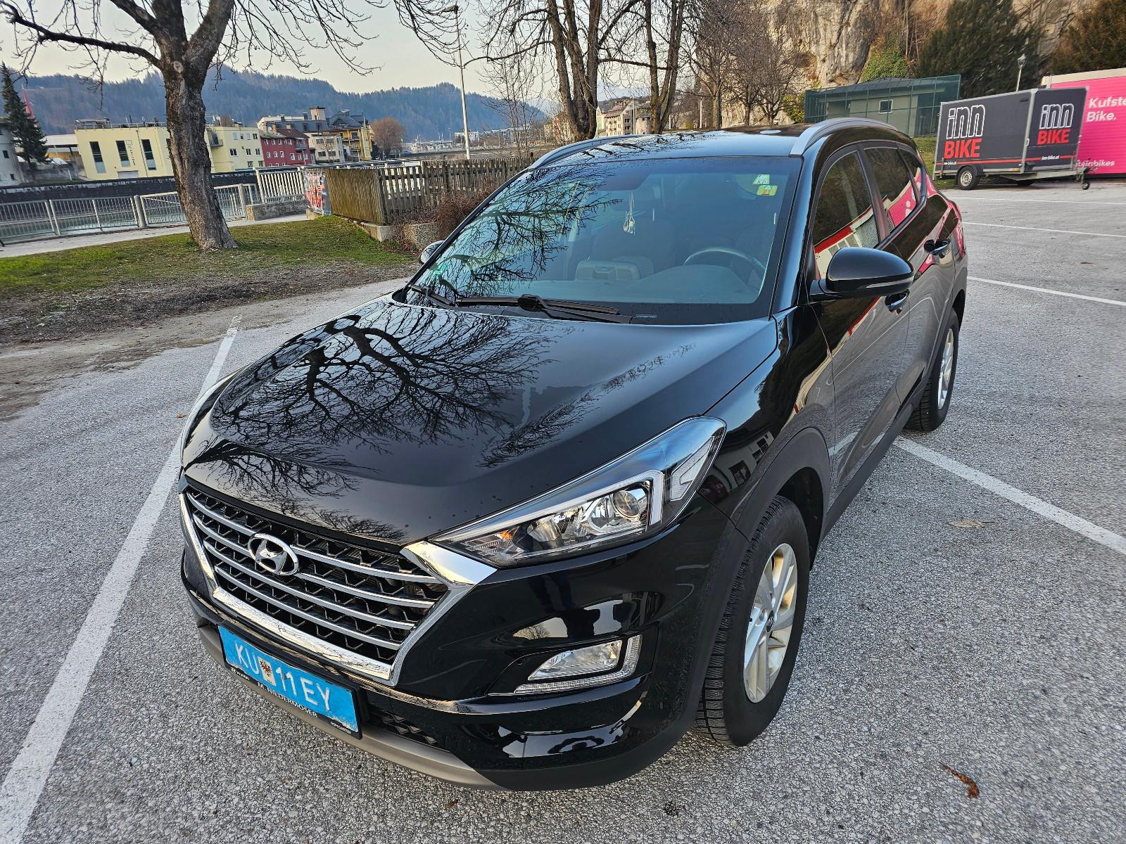 Hyundai Tucson CRDI Level3 Autom  4WD Temp, Kamera, navi