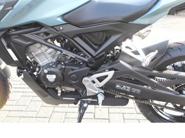 Honda CB125R