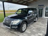 Mitsubishi Pajero 3.2 DI-D Automatik Diamant Edition - Mitsubishi: 7sitzer