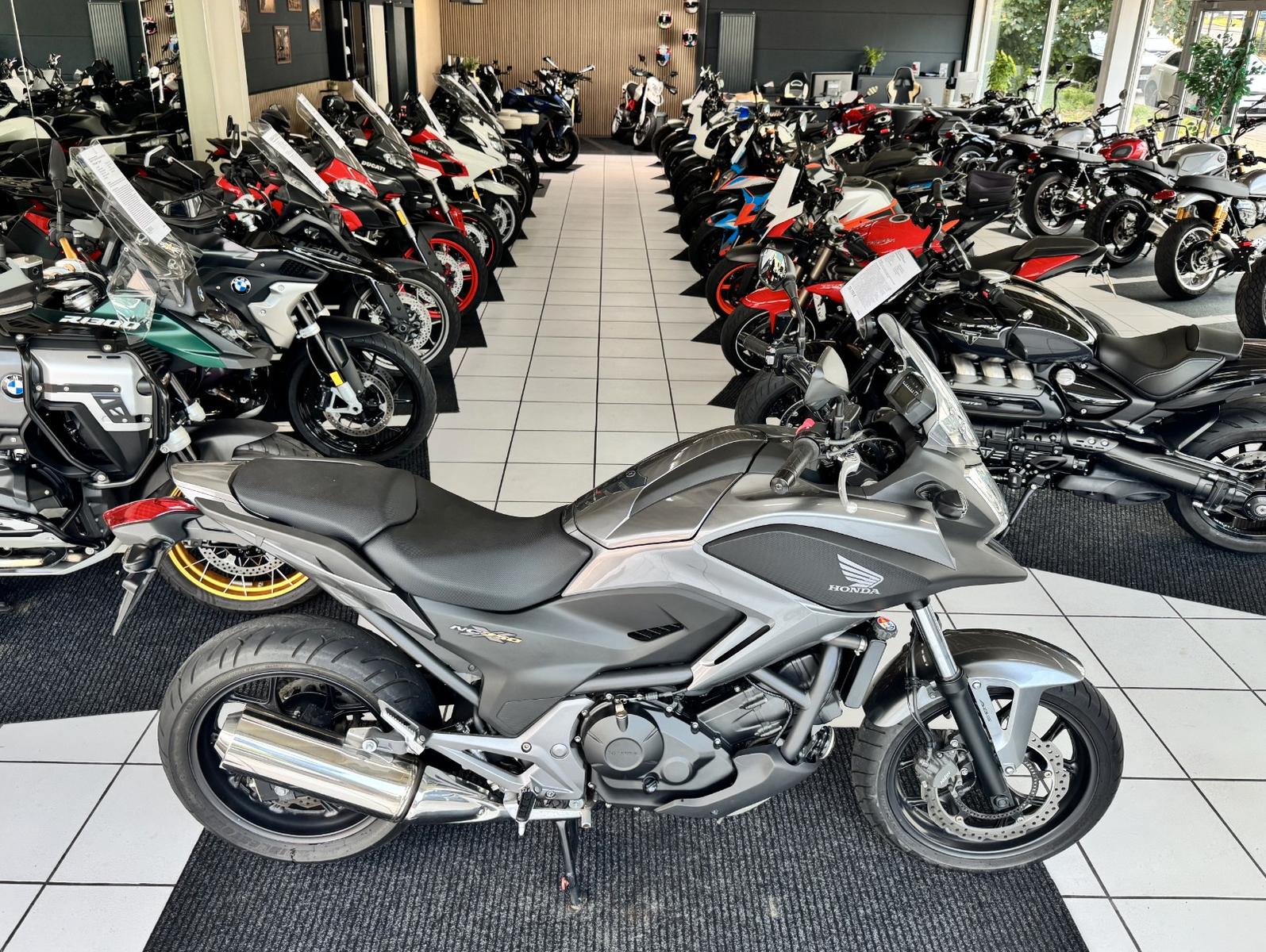 Honda NC 750 XA *1.Hand*