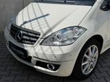 Mercedes-Benz A200 Automatik Special Ed/Xen/El.Ledersitze/Navi - gebrauchte Mercedes-Benz A 200 aus dem Jahr 2010
