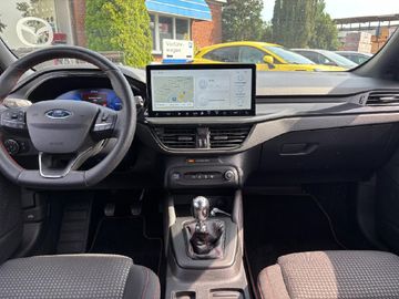 Ford Focus Turnier 1.0 ST-Line X CarPlayAHK 