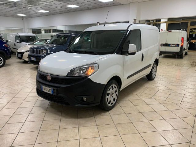 Fiat Doblo Doblò 1.4 T-Jet 16V Natural Power Bus