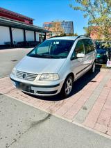 Volkswagen - gebrauchte VW Sharan aus dem Jahr 2003