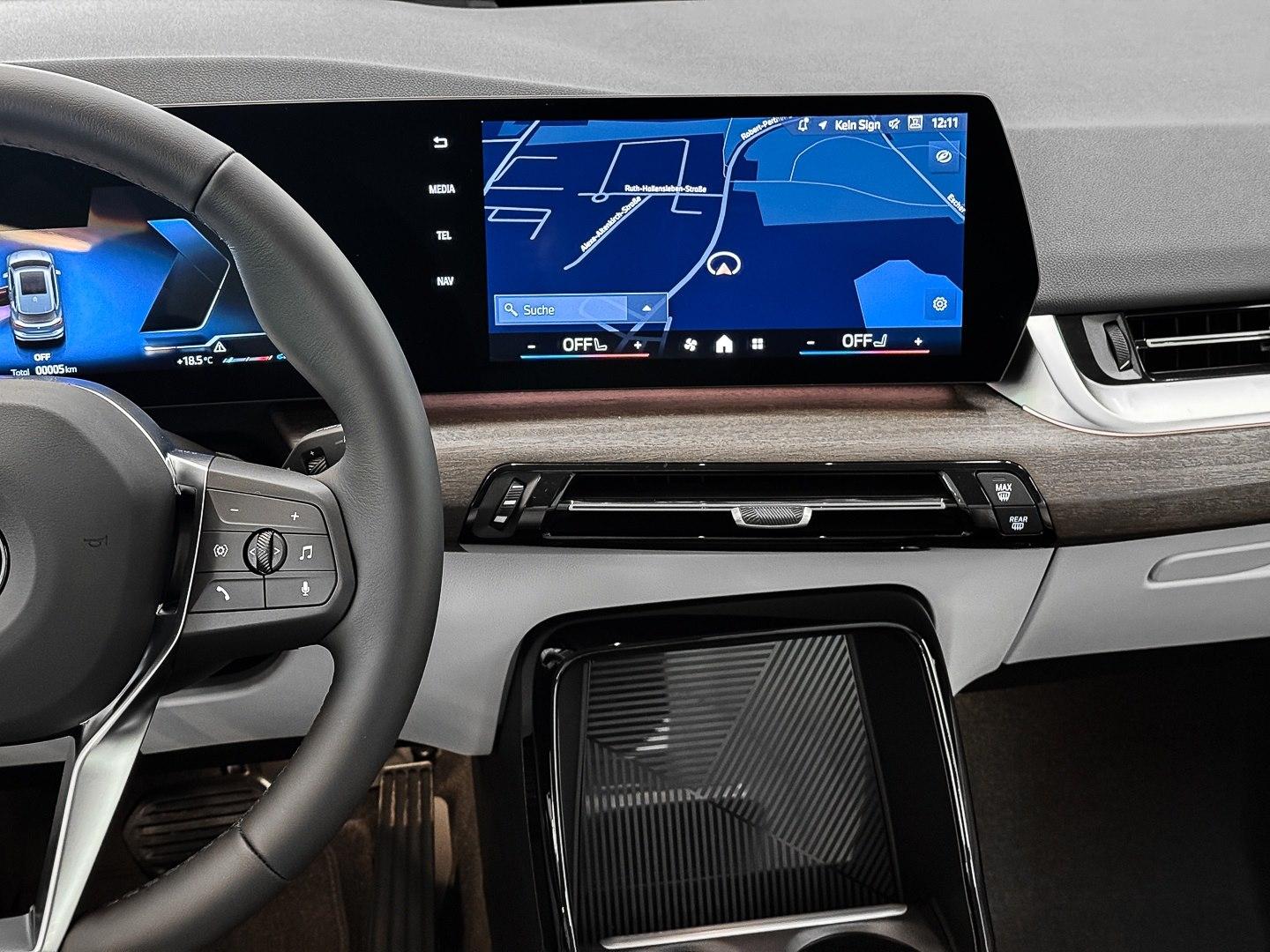 BMW Active 216i Luxury Line PANO RFK NAVI LED Sound Syst., миниатюра 9