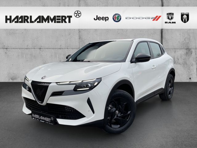 Alfa Romeo Junior Ibrida PDC+KAMERA+CARPLAY+ALU+NAVI