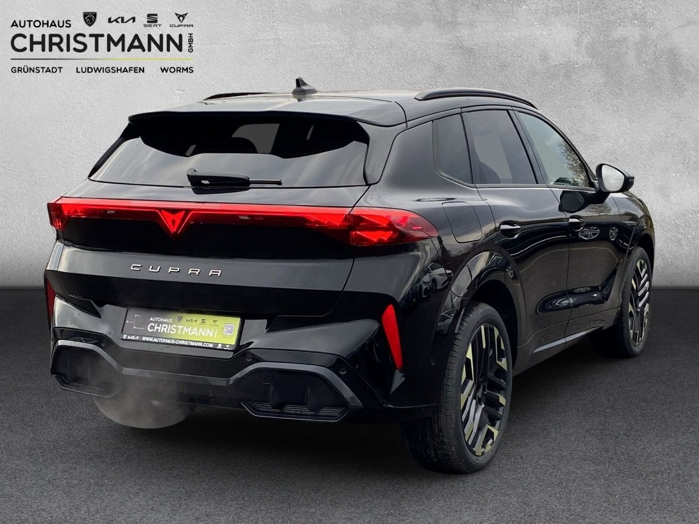Fahrzeugabbildung CUPRA Terramar 1.5 e-Hybrid 200 VZ*TRIBE-Ed*Sennhei Ma