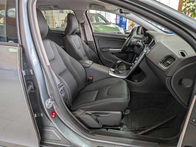 Volvo V60 Kombi Linje Business GewerbeExport!