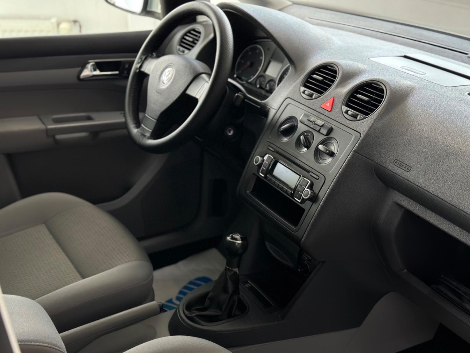 Volkswagen Caddy Maxi Life TDI Behindertengerecht-Rampe