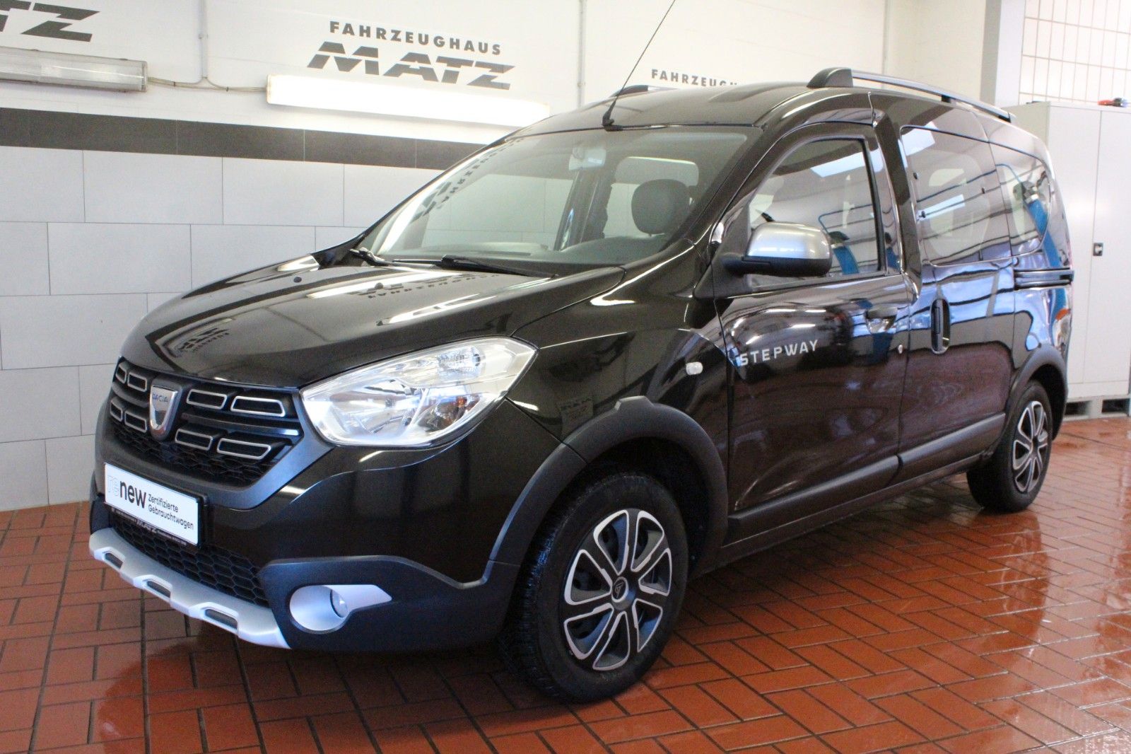Fahrzeugabbildung Dacia Dokker TCe 115 Stepway *Navi*Klima*AHK