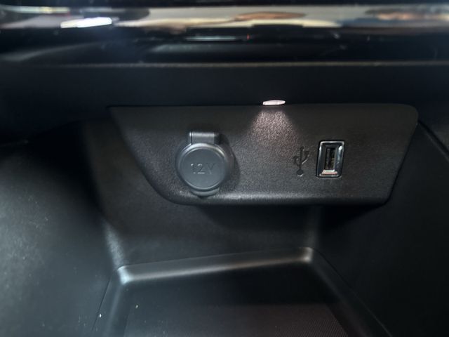 Corsa Elegance 1.2 APPLE/ANDROID LED PDC ALLWETT