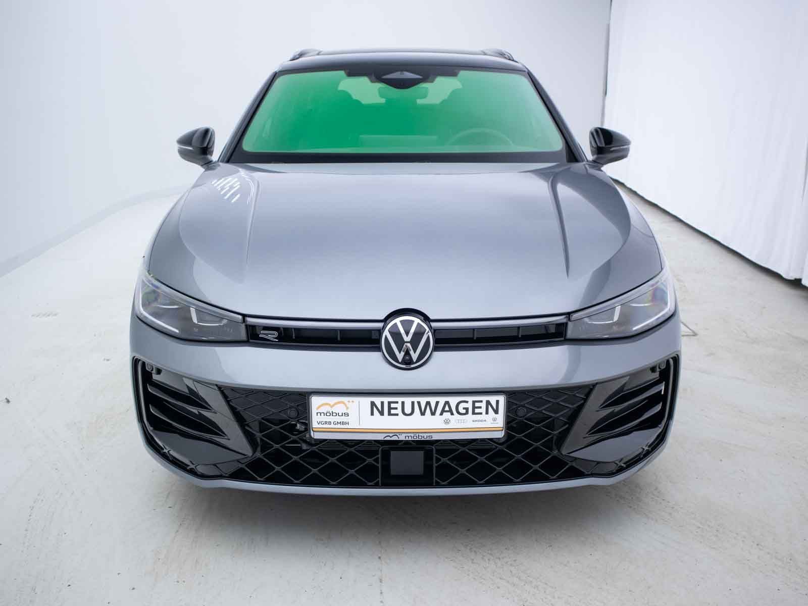 Volkswagen Passat 1.5 eHybrid R-Line DSG*PANO*AHK*NAV*HUD*A imagem 3