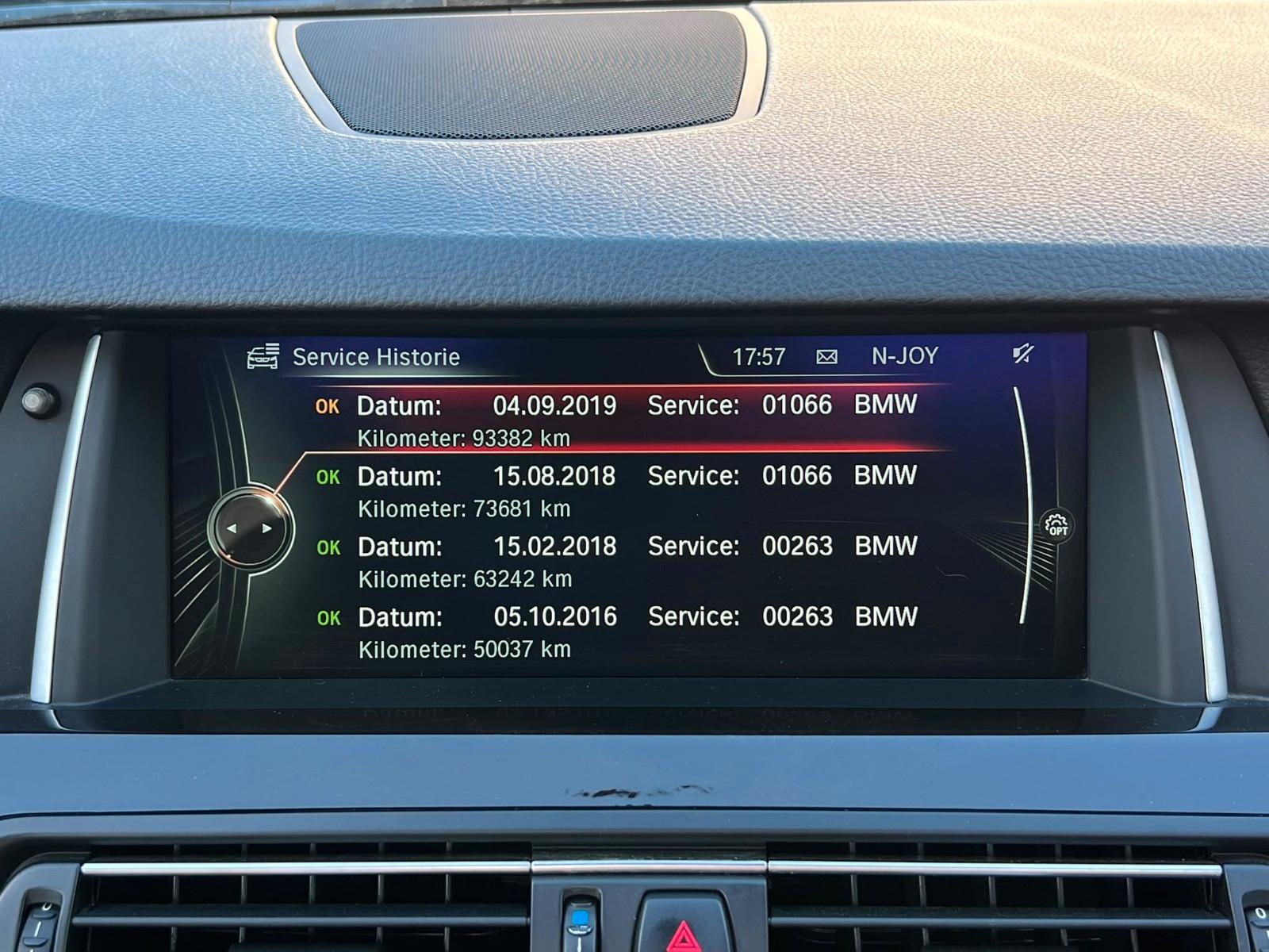 BMW 530d Touring Luxury Line VOLL!