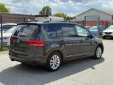 Volkswagen Touran Comfortline *NAVI*AHK*PDC*GARANTIE* - mit Diesel-Antrieb: Alcantara, Garantie
