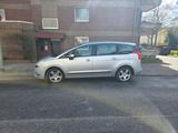 Peugeot 5008 , 2011 Bj, Diesel, automatic,... - Peugeot e-5008