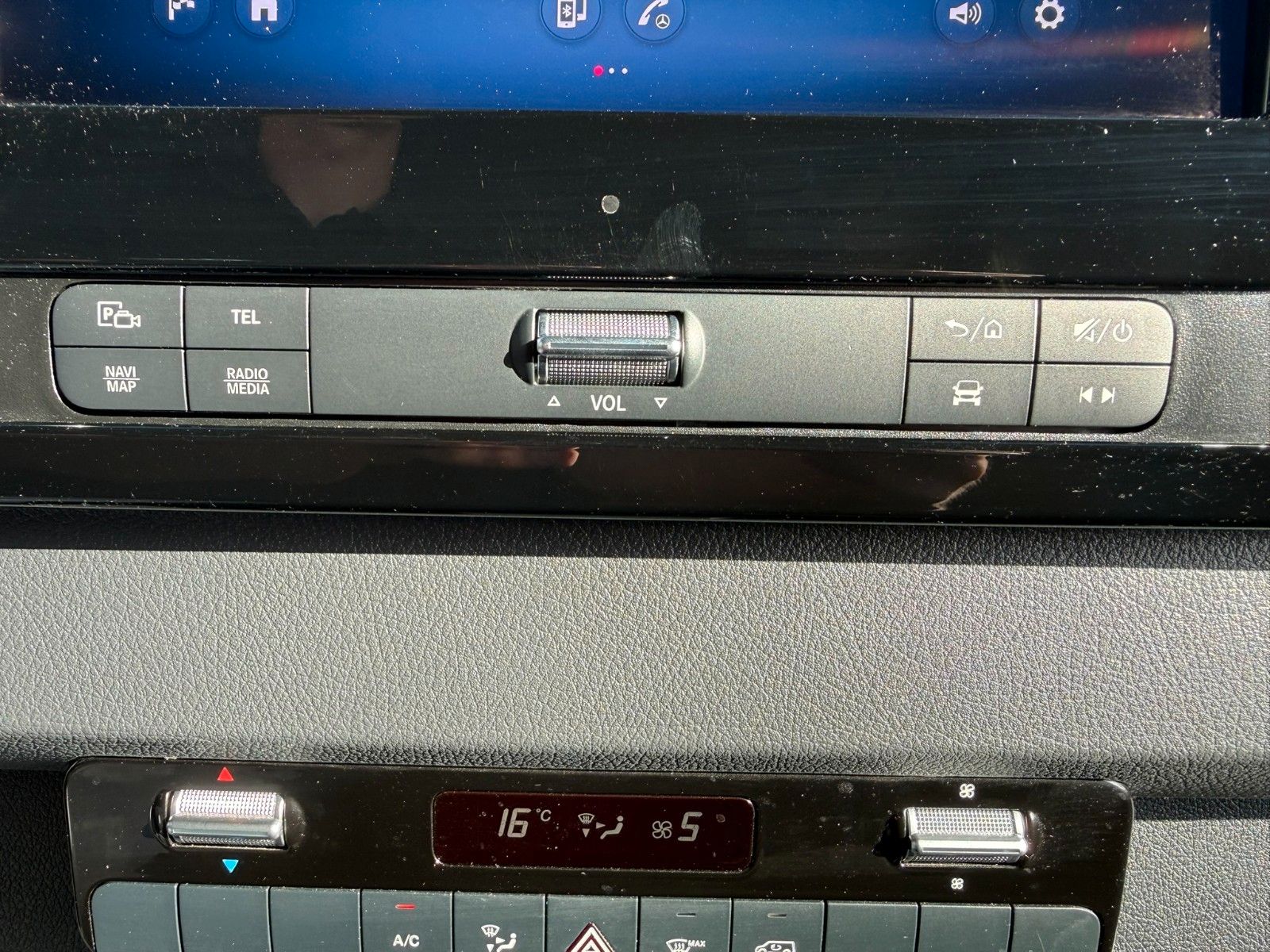 Fahrzeugabbildung Mercedes-Benz Sprinter 317 CDI 9G 4325 Klima Kamera LED
