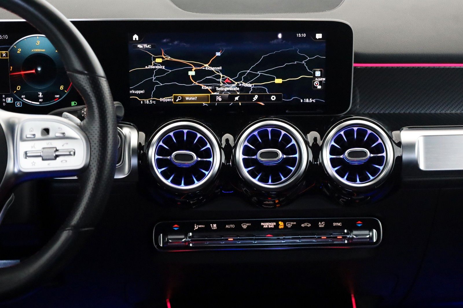 Fahrzeugabbildung Mercedes-Benz GLB 200d AMG-line,T.Leder,Navi,LED,SH,Kamera,AHK