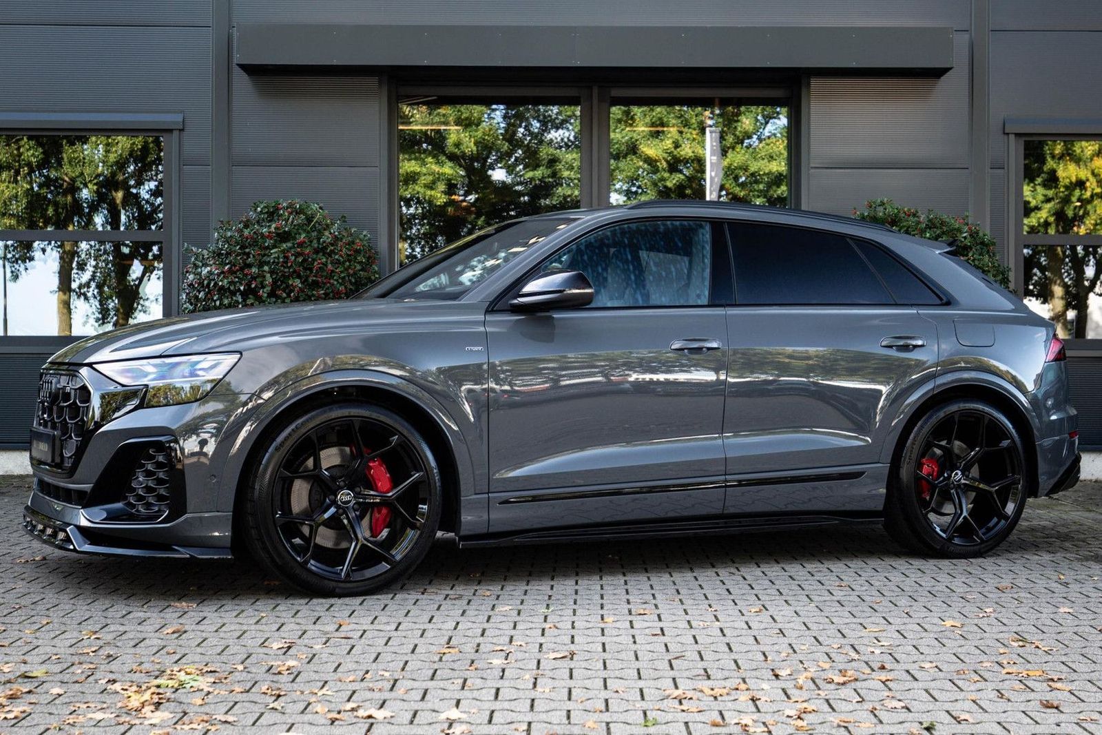 Audi Q8 60 TFSI e Competition 490pk, Nimbus, Full-opt imagem 2