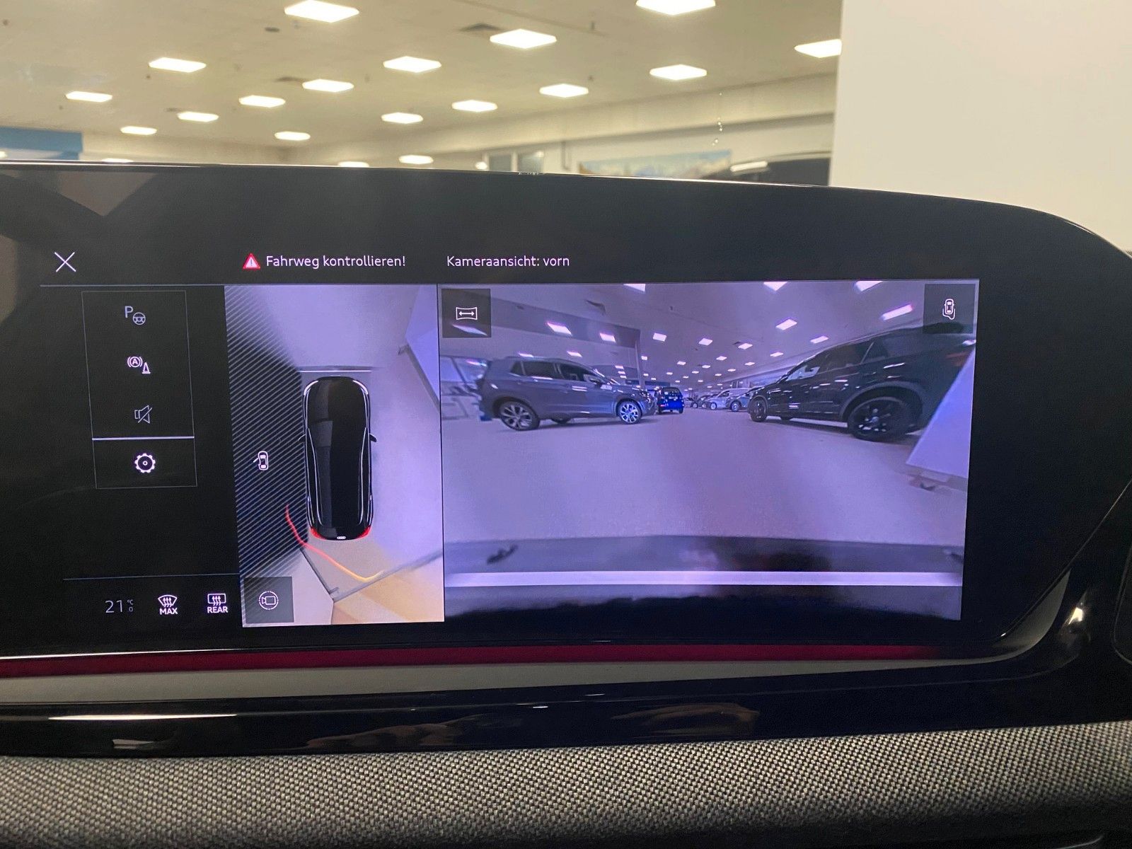 Fahrzeugabbildung Audi A5 B10 TDI S tronic Avant+S-Line+MATRIX+NAVI+19"