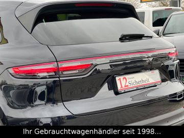 Porsche Cayenne - 9