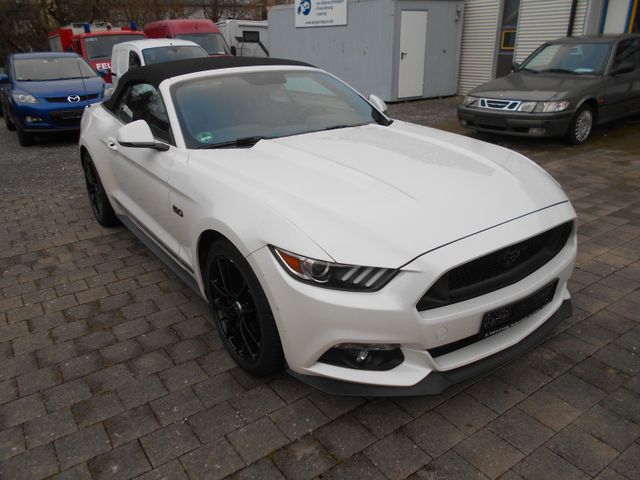 Ford Mustang GT Convertible, Deutsches Fahrzeug,