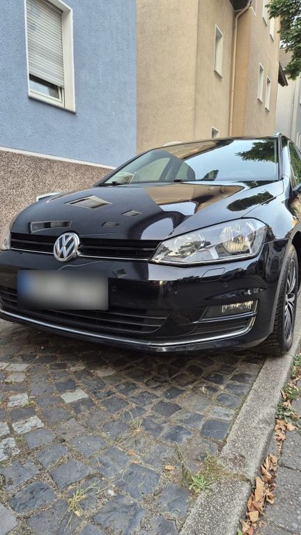 Image of Volkswagen Golf