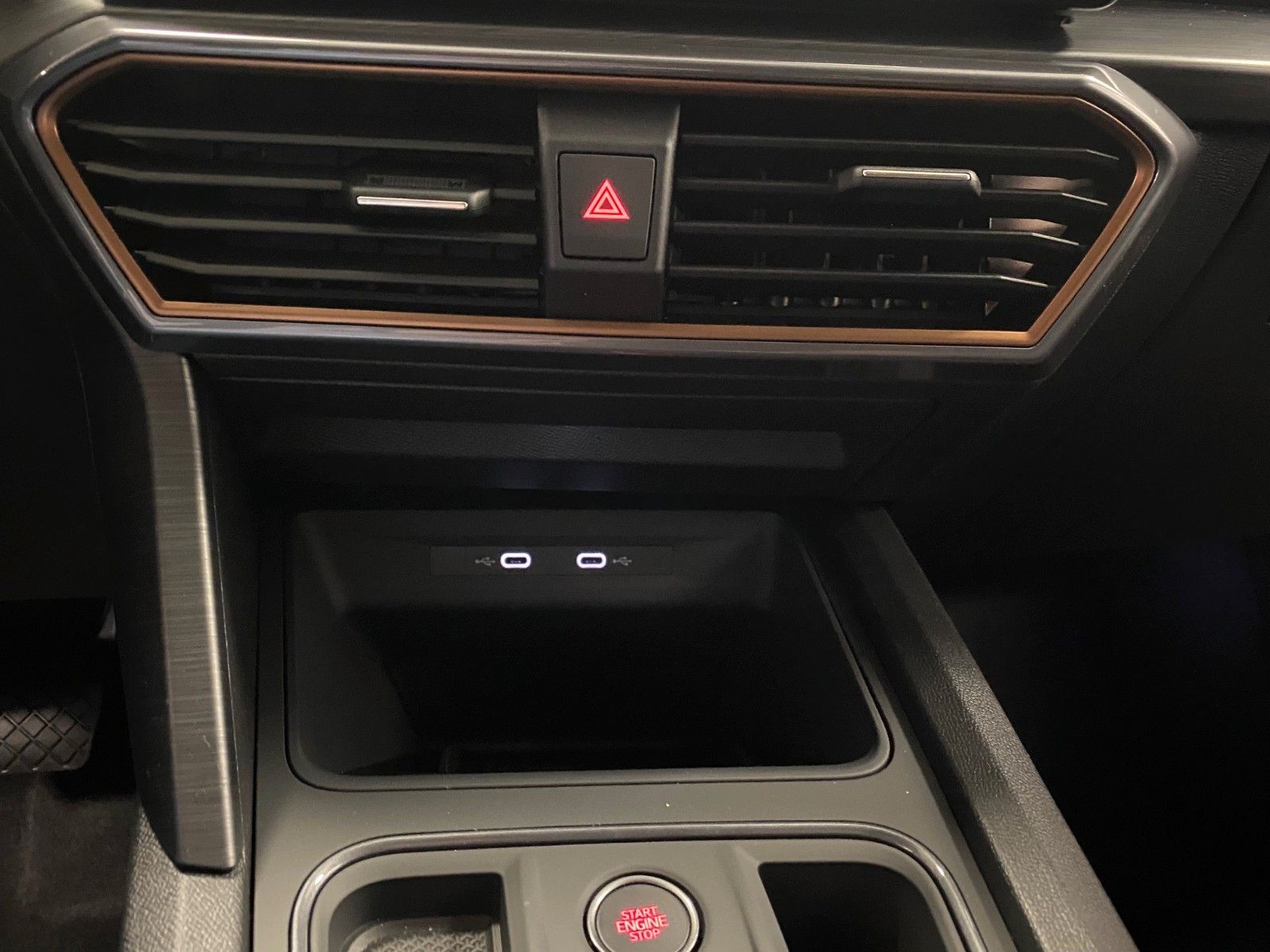 Fahrzeugabbildung CUPRA Formentor 1.5 TSI 110kW DSG+3J Gar.+NAVI+ACC+LED