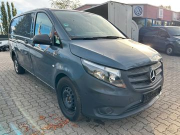 Mercedes eVito - 3