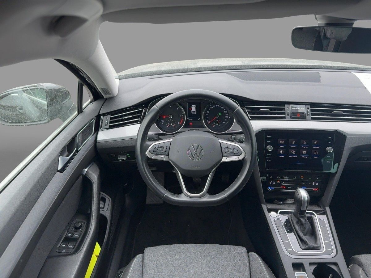 Volkswagen Passat Variant - Bild 9