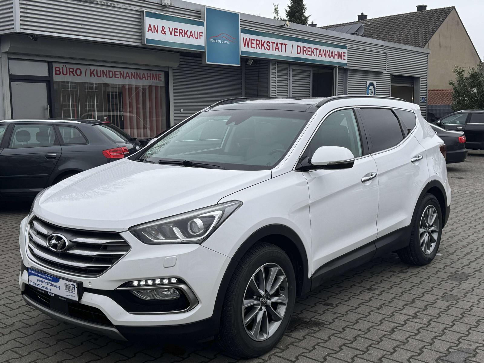 Hyundai SANTA FE 2.2 CRDI 4WD Premium AUTOMATIK*PANO