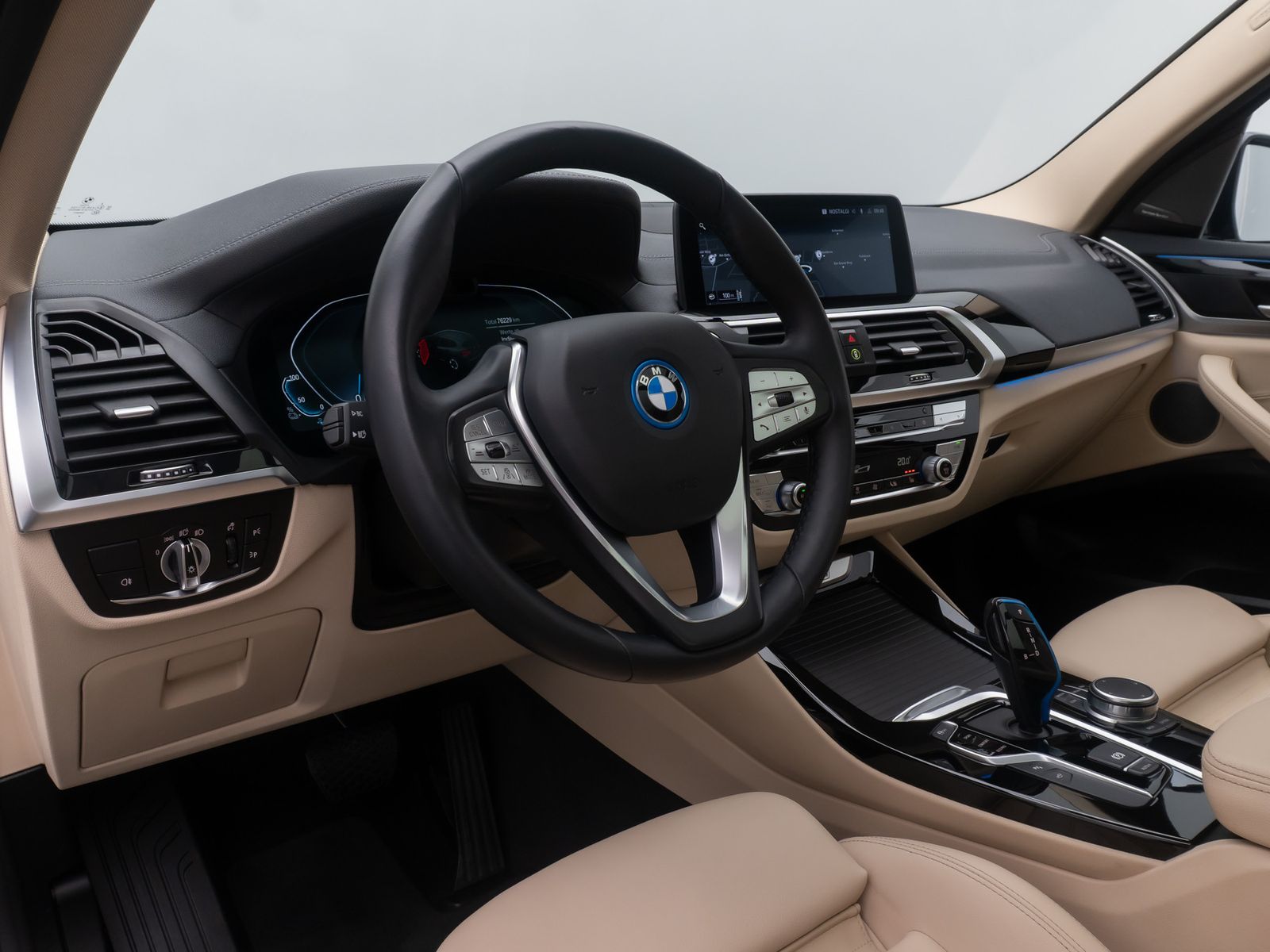 Fahrzeugabbildung BMW iX3 IMPRESSIVE DAB 360&deg;HUD ACC Memory H/K 20Zoll
