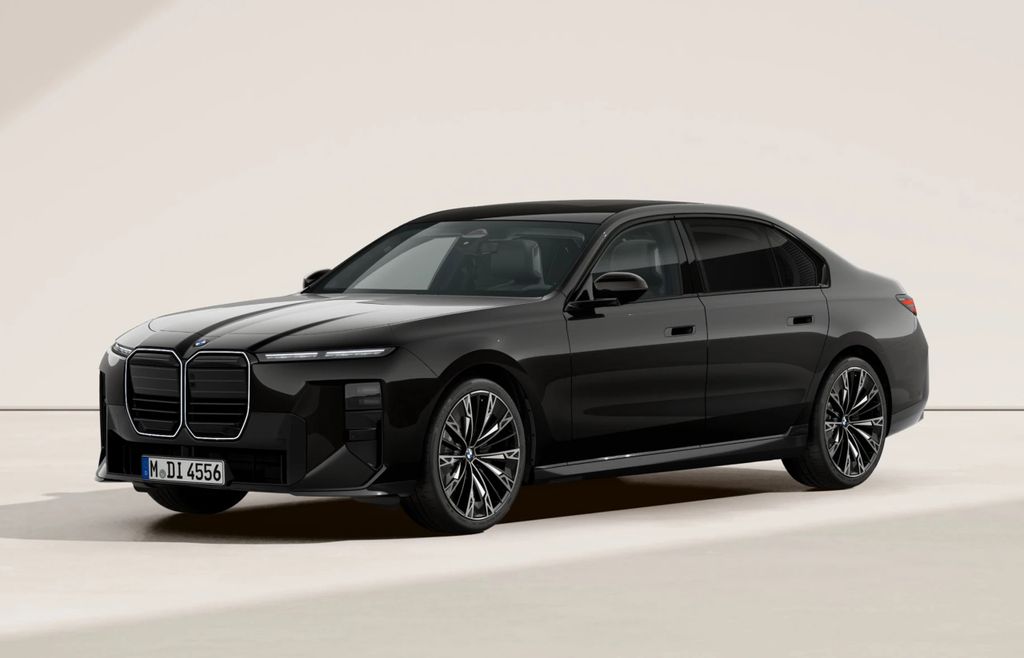 BMW 740