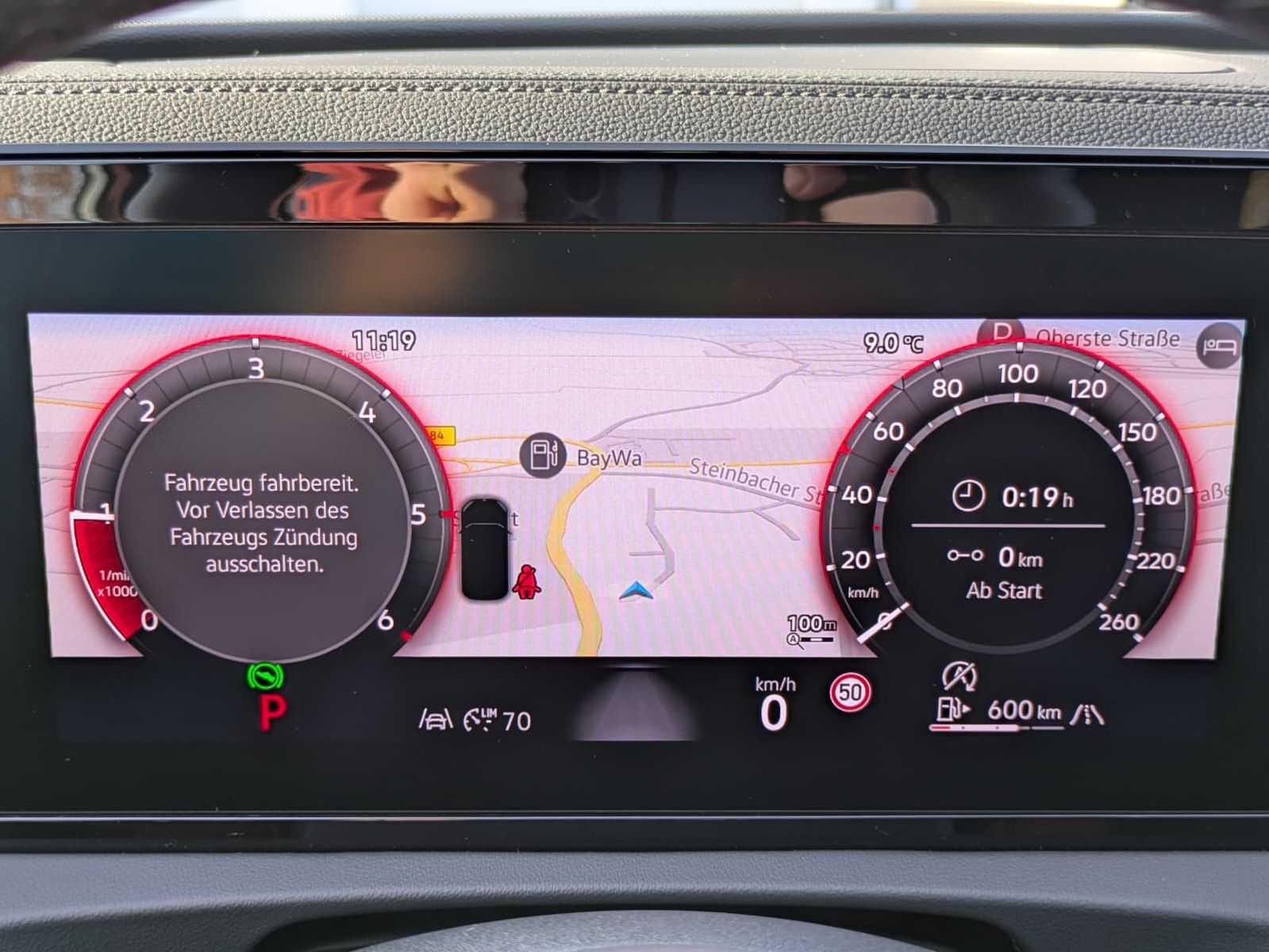 Fahrzeugabbildung Volkswagen Tiguan 2.0 TDI 4M R-Line PANO*H&K*AHK*MATRIX*20"