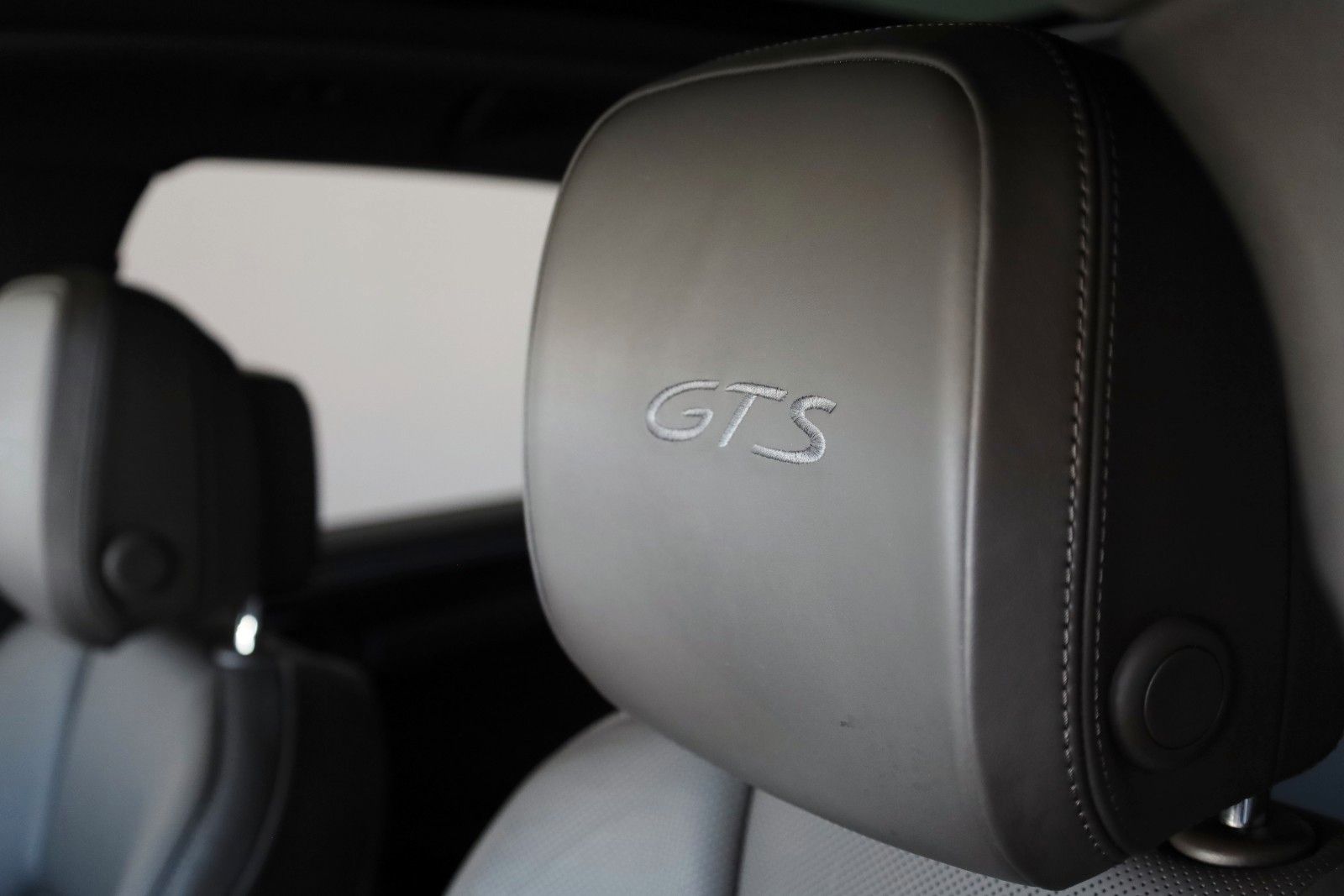 Fahrzeugabbildung Porsche Macan GTS,Sportsitze,Sitzbelüft.,Kamera,Panorama