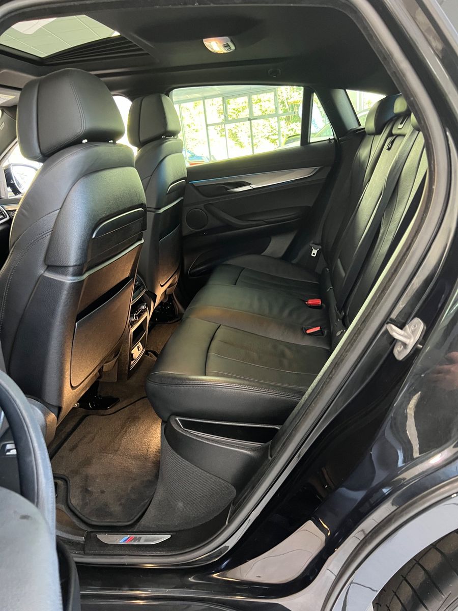 Fahrzeugabbildung BMW X6 xDrive 30 d M Sport Paket *4xSitzh*Head-Up*