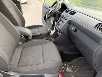 Volkswagen Caddy - 12