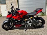 Ducati Streetfighter V2 - DUCATI ST2