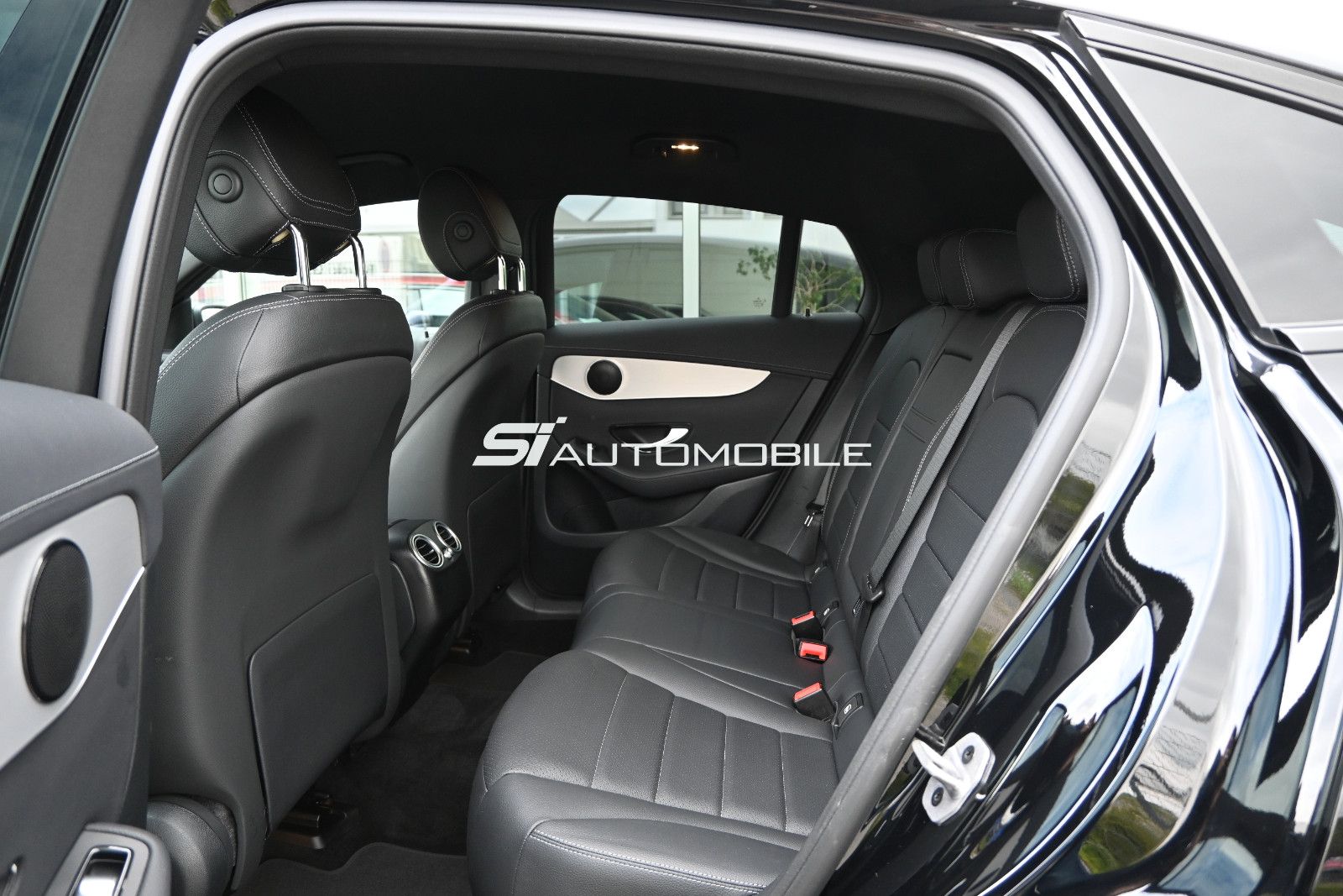 Fahrzeugabbildung Mercedes-Benz GLC 300 d 4M. Coupé NIGHT °ACC°AHK°360°STANDHEIZ