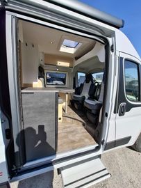 Sunlight Adventure Cliff 600 8G Safety Digital LED Solar