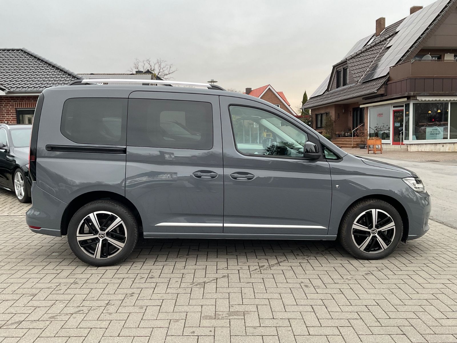 Fahrzeugabbildung Volkswagen Caddy 2.0 TDI DSG,Auto,Style,Navi,ACC,LED