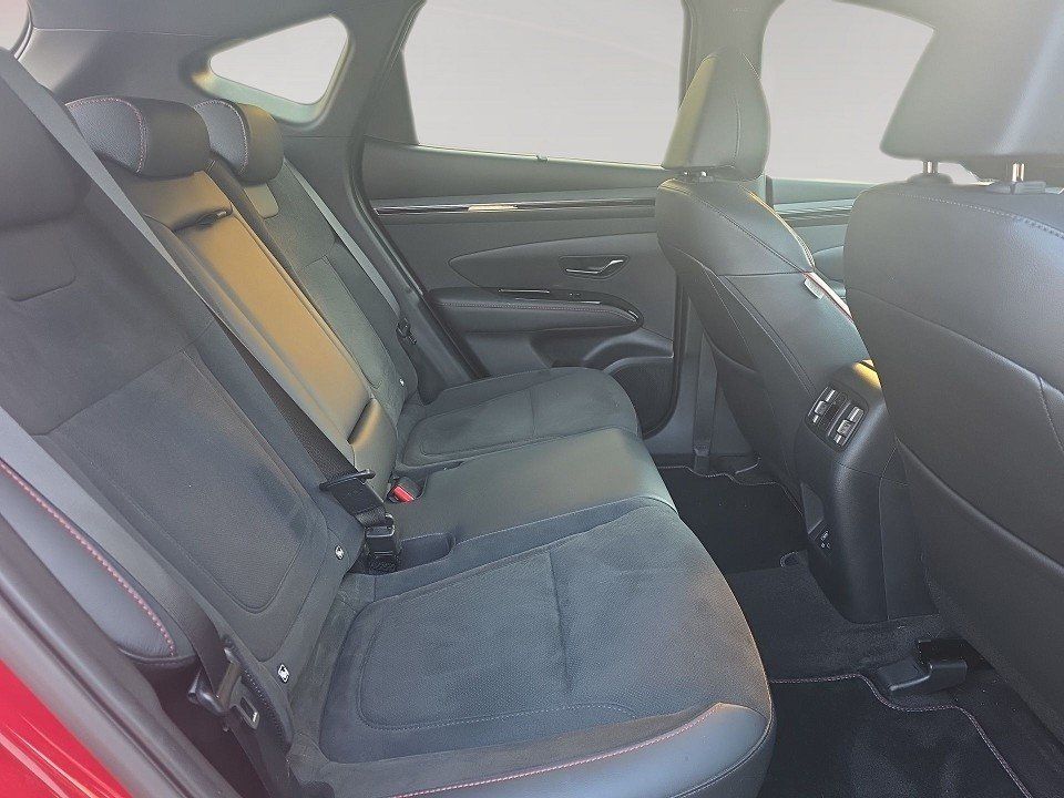 Fahrzeugabbildung Hyundai TUCSON Plug-in-Hybrid 1.6 T-GDi 265PS 6-AT 4WD N