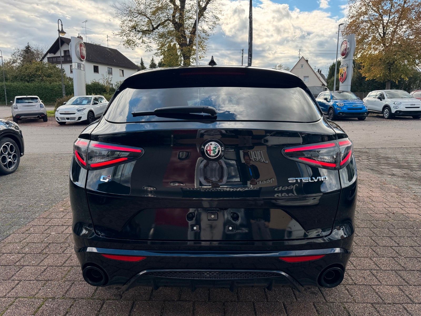 Fahrzeugabbildung Alfa Romeo Stelvio MY24 VELOCE Q4 MATRIXLED GLASDACH KAMERA