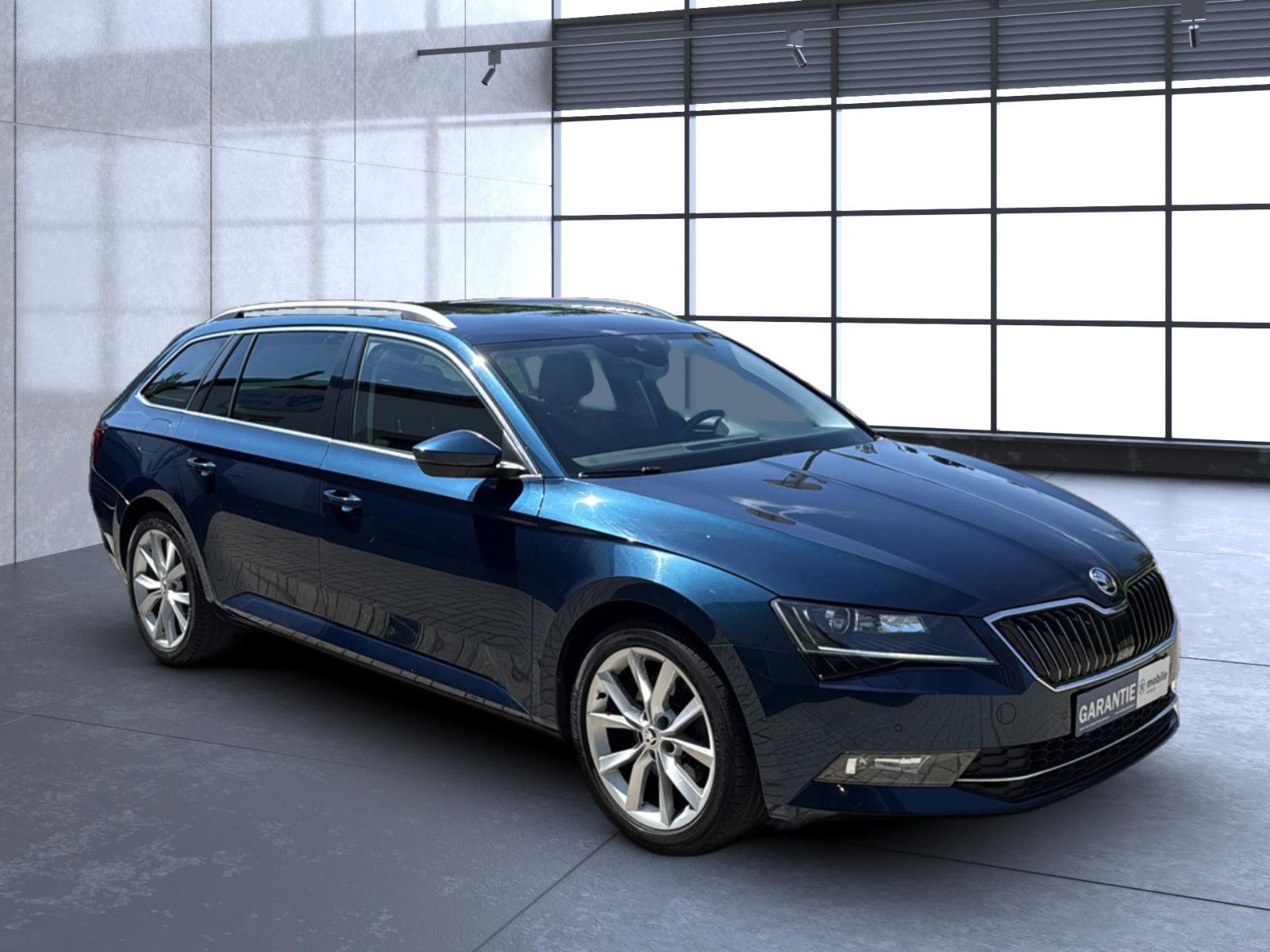 Fahrzeugabbildung SKODA Superb Combi Style 4x4