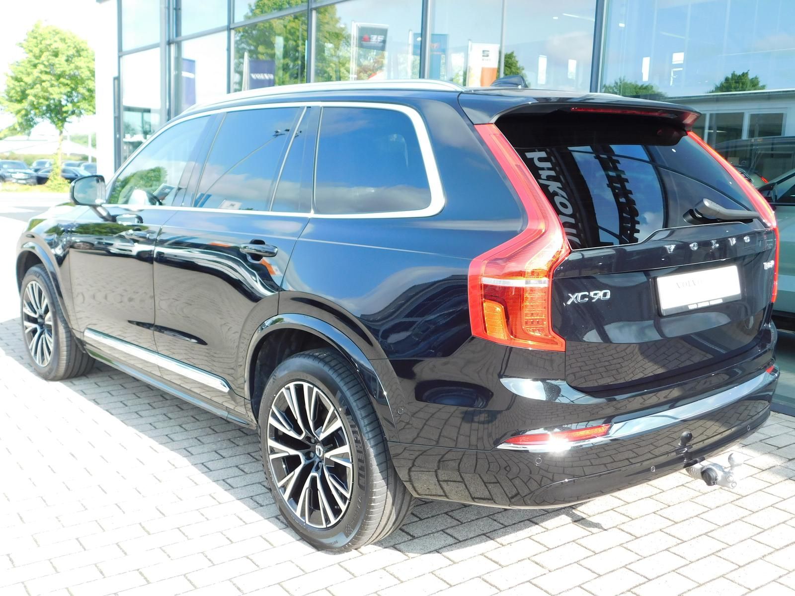 Fahrzeugabbildung Volvo XC90 T8 AWD Ultra Bright