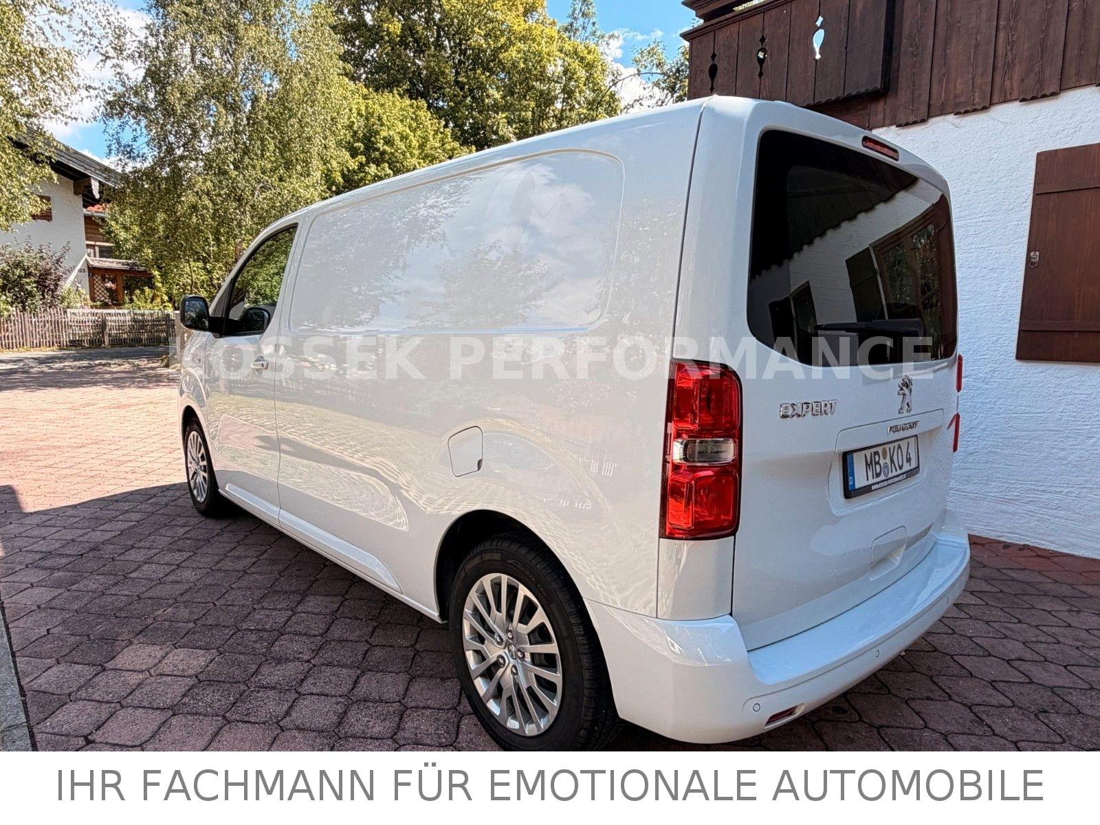Peugeot Expert1.5 120PS/Fenster seitlich-hinten/Navi/DAB
