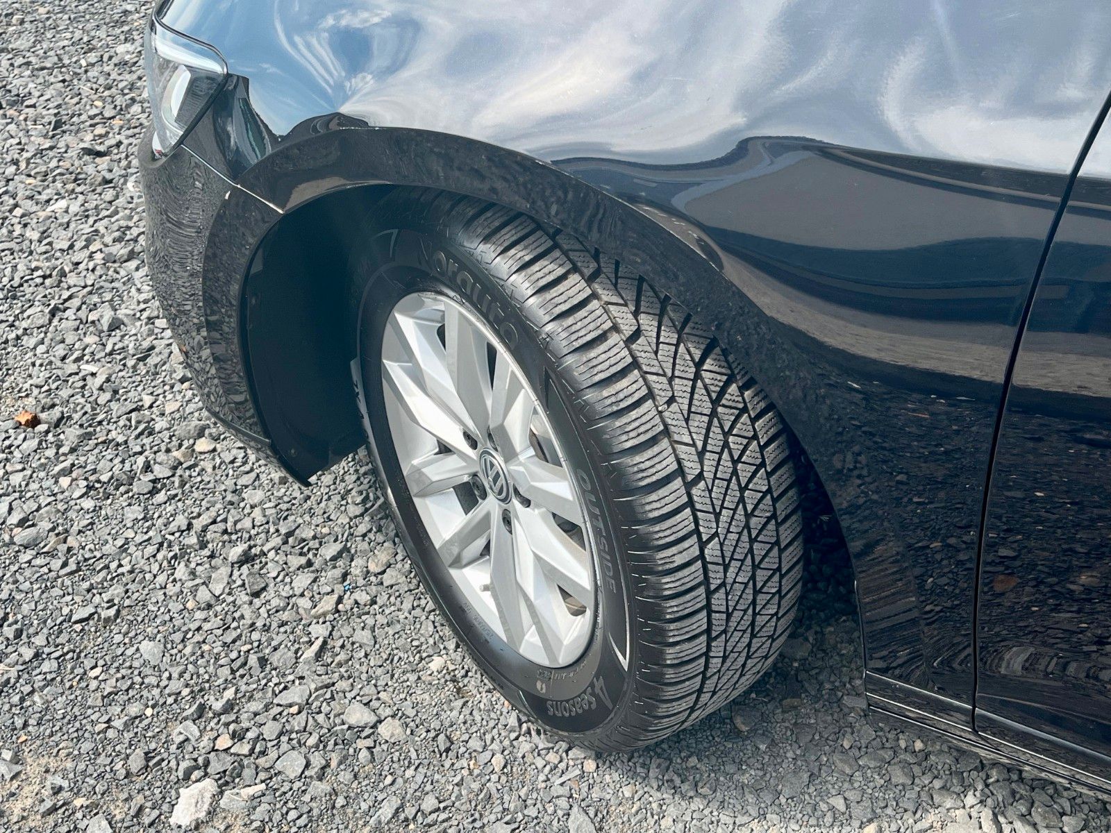 Fahrzeugabbildung Volkswagen Passat Variant 2.0 TDI Aut. Business Navi AHK AC