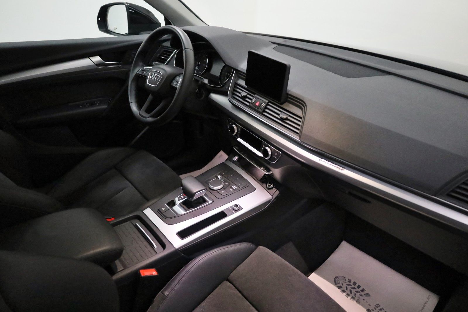 Fahrzeugabbildung Audi Q5 50 TFSI e quattro, S line,Navi,ACC,Panoram+WR