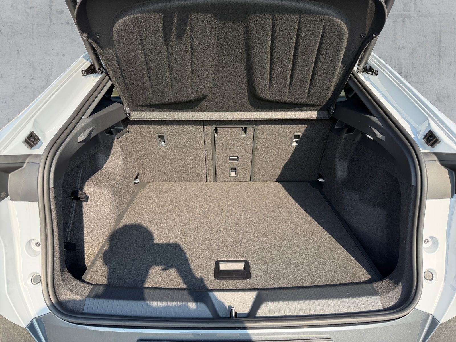Cupra Tavascan - Bild 15